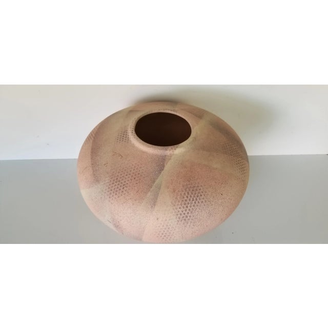 80s Vintage Modernist Art Pastel Matte Glaze Decorative Ceramic Vase For Sale - Image 4 of 10