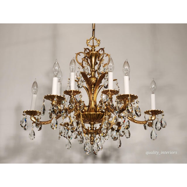 Beautiful view of Glistening Textured Metal Chandelier Lighting
