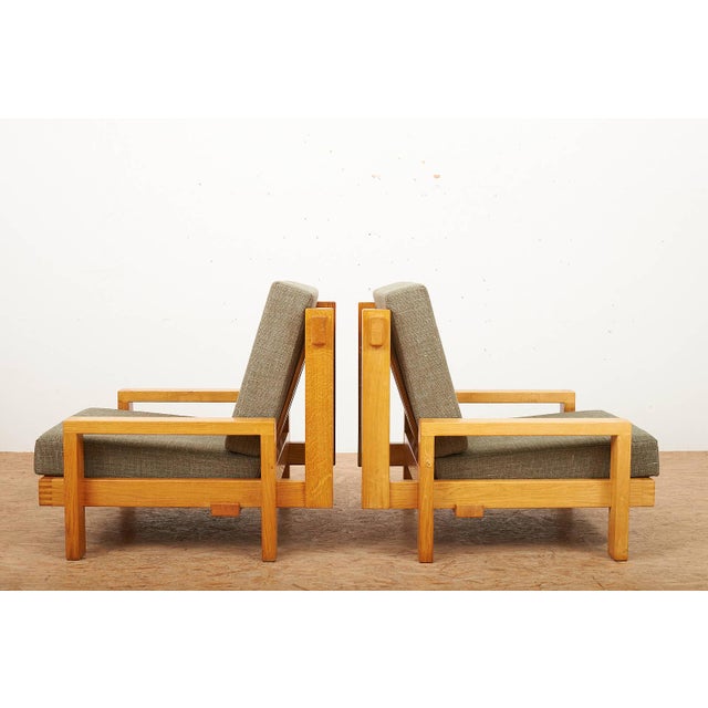 Lounge Chairs with Oak Frame and Green Fabric, Set of 2 For Sale - Image 5 of 15