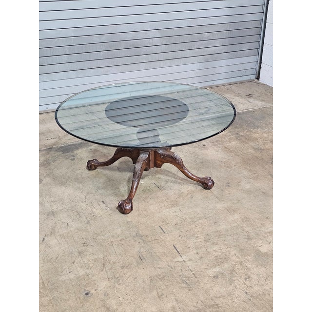 Store Item: Henredon Mahogany & Glass Top Chippendale Style Coffee Table Claw & Ball Feet Description: Table features...