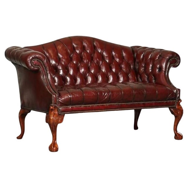Regency Camel Back Chesterfield Sofa in Hand-Dyed Burgundy Leather For Sale - Image 10 of 10