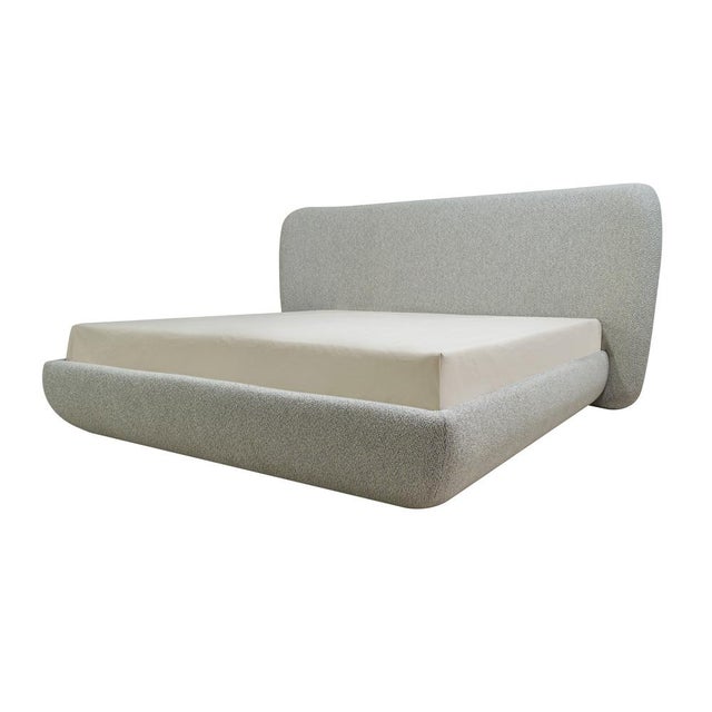 Cottonflower Bed in Torri Lana Quinoa Boucle Fabric from Kabinet For Sale - Image 4 of 4