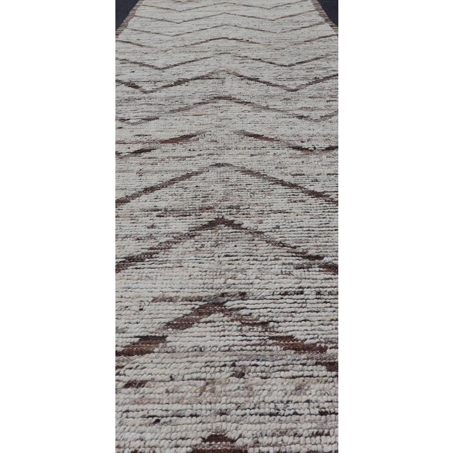 Cream and brown variegated tribal design modern runner, Keivan Woven Arts / rug AFG-36127, country of origin / type:...