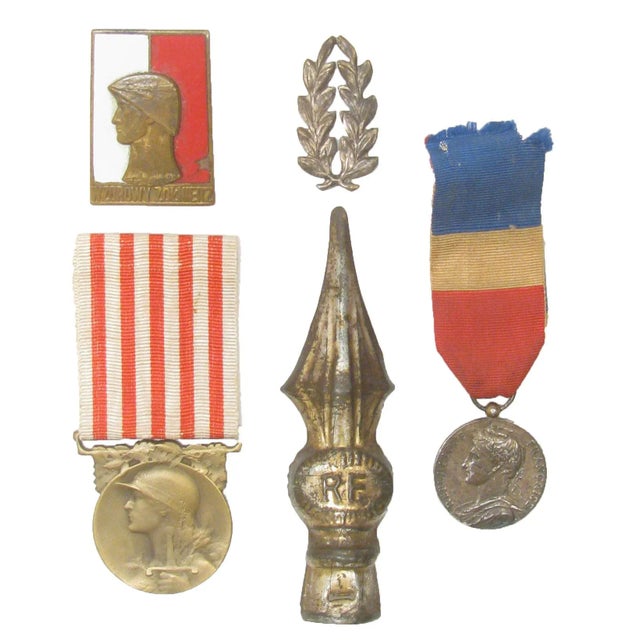 Textile Vintage French & Polish Medal Collection, S/5 For Sale - Image 7 of 7