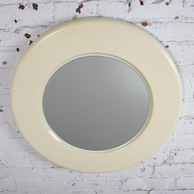 Late 20th Century Modern Wall Mirror W/Round Off White Plastic Frame For Sale - Image 4 of 18