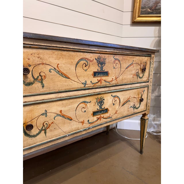 Wood 19th Century Venetian Chest of Drawers For Sale - Image 7 of 18