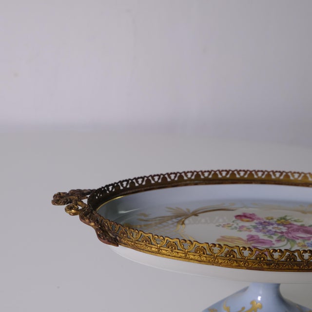 Vintage Porcelain Centerpiece with Gilded Bronze Frame from Limoges, 1950s, in Very Good conditions. Designed 1950 to 1959