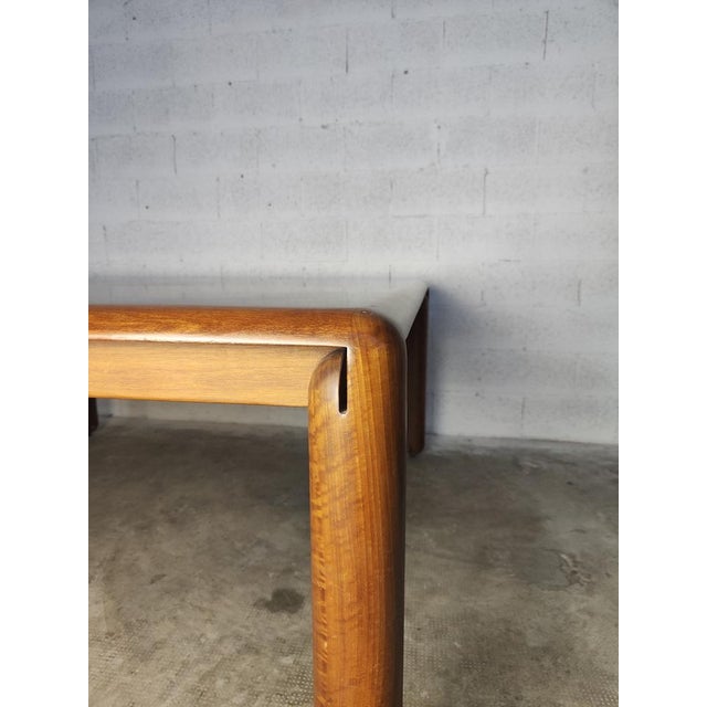 Model 781 Square Dining Table in Walnut by Vico Magistretti for Cassina, 1960s For Sale - Image 14 of 17