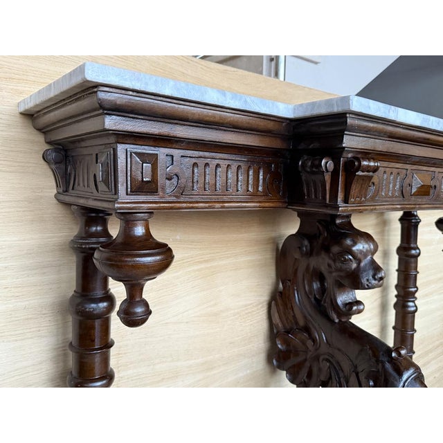 Antique Italian Renaissance Revival Carved Figural Bust with Winged Lion's Head, 1900s For Sale - Image 10 of 14