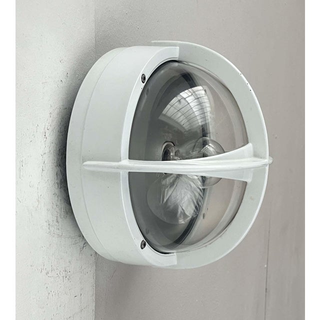 Mid-Century Modern Danish Pirat White Metal Outdoor Wall Lamp by Eva and Nils Koppel, Gert Edstrand for Nordisk Solar, 1960s For Sale - Image 12 of 18