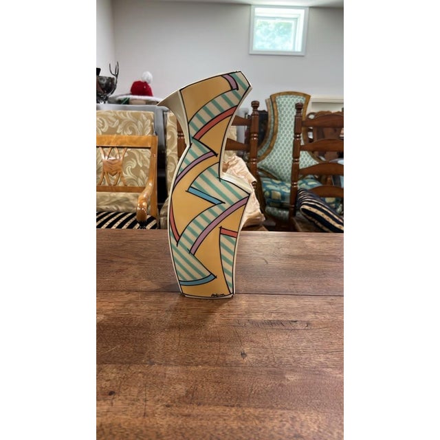 1980s Postmodern Memphis Geometric Vase For Sale - Image 4 of 6