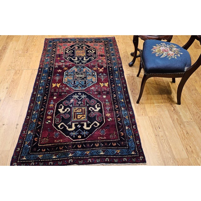 19th Century Antique Caucasian Cloudband Kazak Area Rug, Wool, Cranberry Red, 1890s, 3' x 7' For Sale - Image 5 of 18