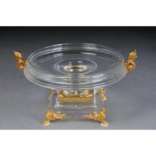 Hollywood Regency Acrylic Bowls with Gilding, Set of 2 For Sale - Image 3 of 14