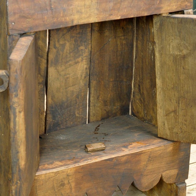 1920s Romanian Folk Art Cabinet, 1925 For Sale - Image 5 of 13