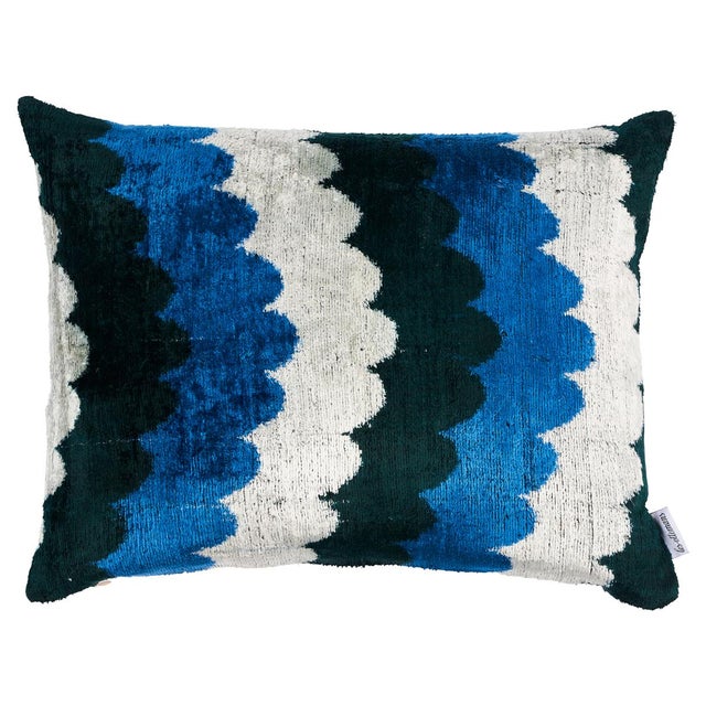 Not Yet Made - Made To Order Schumacher Samsun Silk Velvet 20" Lumbar Pillow in Blue & Green For Sale - Image 5 of 5