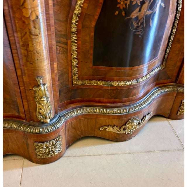 Antique Victorian Burr Walnut Marquetry Serpentine Credenza, 1850 For Sale - Image 9 of 18