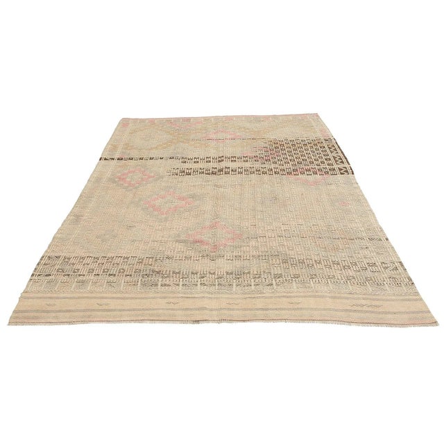Embroidered vintage handwoven kilim rug from Denizli region of Turkey. Approximatelly 50-60 years old. In very good...