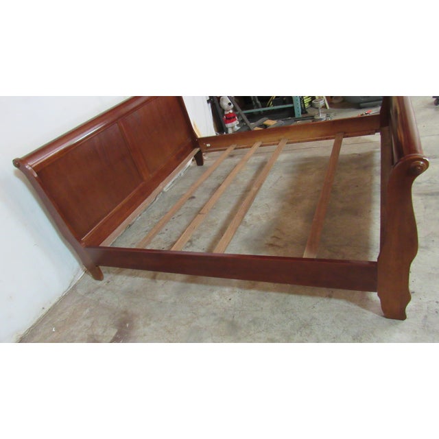 Wood 1980s Bombay Mahogany King Size Sleigh Bed Designer For Sale - Image 7 of 7