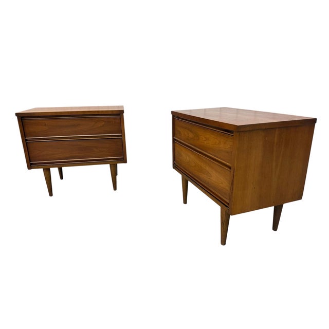 Mid-Century Modern Mid-Century Modern 2-Drawer Walnut Nightstands - Set of 2 For Sale - Image 3 of 9