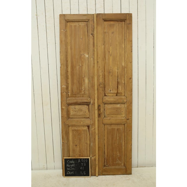 PRODUCT SPECIFICATIONS - A565 Dimensions: 93’’H x 41’’W x 1.8’’D Measurements are approximate, allowing for size...