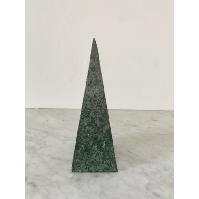 Late 20th Century Green Marble Obelisk With Dramatic Veining For Sale - Image 5 of 8