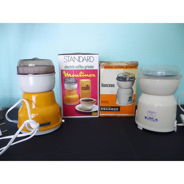 Electric Coffee Grinders from Peugeot and Moulinex, 1970s, Set of 2 For Sale - Image 10 of 18