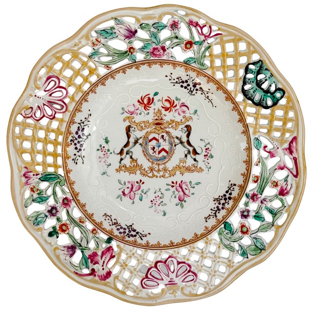 English 19th C. Edme Samson French Reticulated Armorial Bowls - Set of 4 For Sale - Image 3 of 13