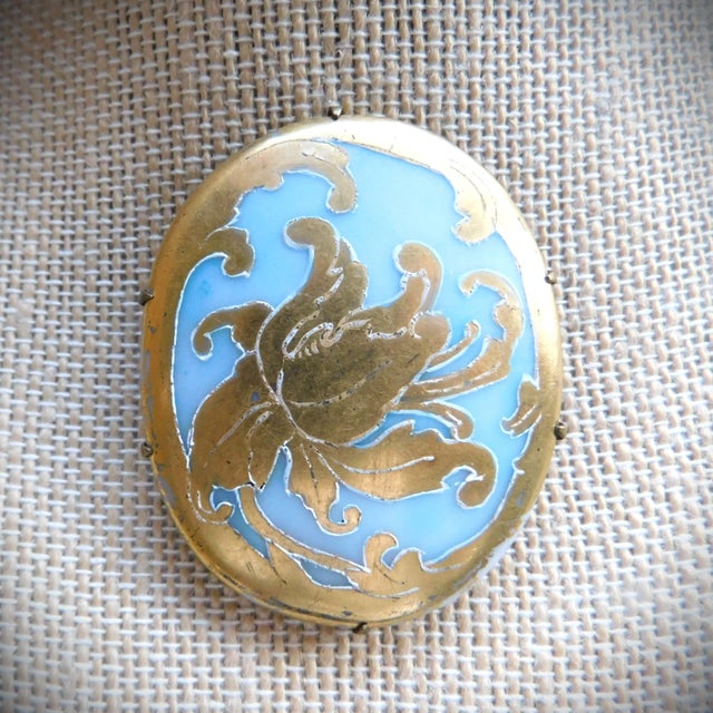 Limoges Hand-Painted Art Nouveau Aqua Porcelain and Gold Leaf Oval Antique Brooch Pin For Sale - Image 4 of 8