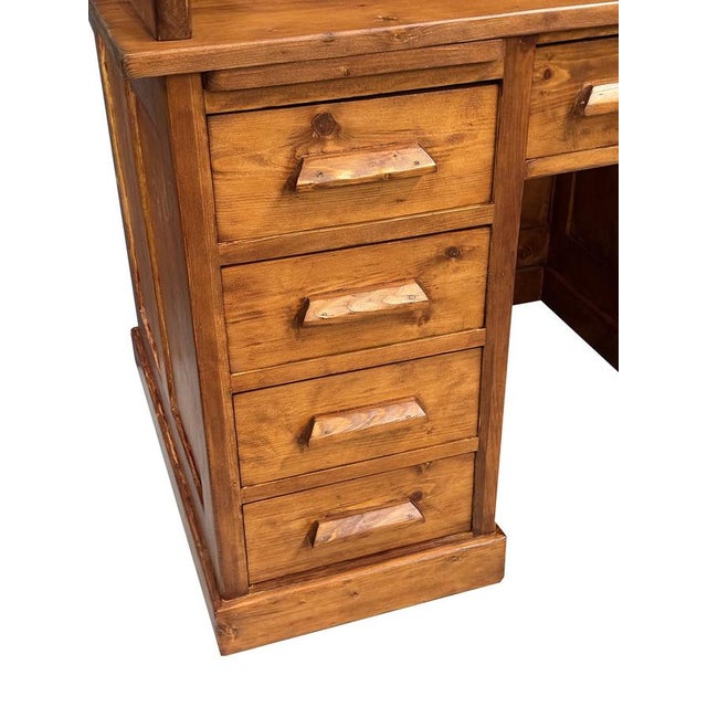 Brown Vintage American Roll-Top Desk in Oak, 1920s For Sale - Image 8 of 12