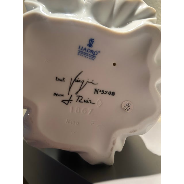 Lladro' Flowers of Peace Limited Edition Angel With Dove & Floral Bouquet For Sale - Image 6 of 12