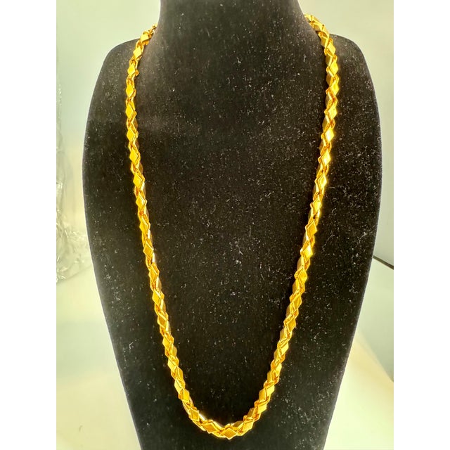 Modern 45 Gm Pure 22 Karat Yellow Gold Handmade Chain 23 Inch For Sale - Image 3 of 8