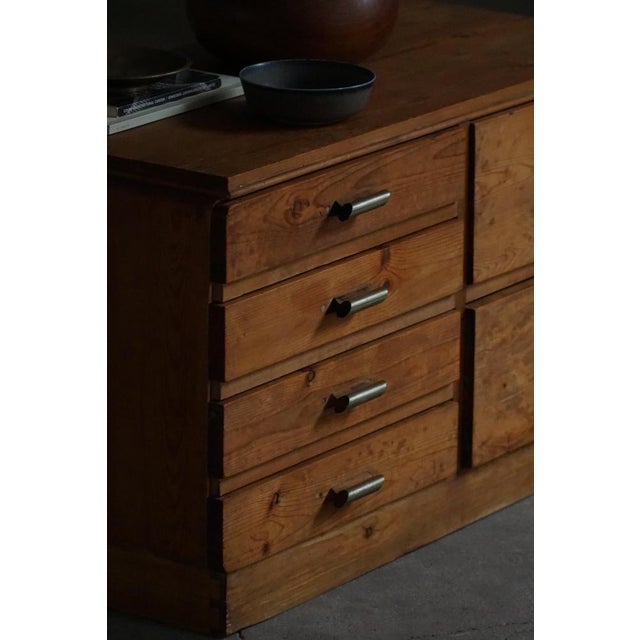 Mid-Century Art Deco Style Chest of Drawers in Pine with Metal Handles, 1940s For Sale - Image 17 of 18