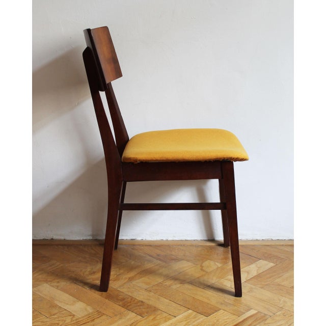 Mid-Century Modern Mid-Century Scandinavian-Style Dining Chair in Walnut, 1960s For Sale - Image 3 of 17