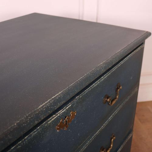 English Painted Chest of Drawers, 1890s For Sale - Image 9 of 10