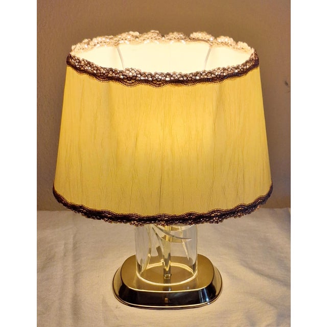 Vintage Nachtmann Table Lamp with Cut Crystal Glass Base in a Brass Mount and Fabric Shade, 1980s For Sale - Image 3 of 10