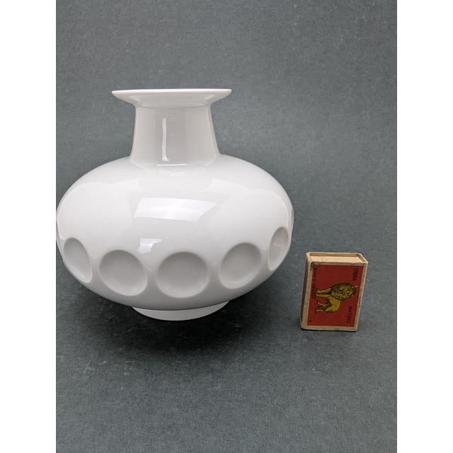 Vintage Space Age UFO Vase from Meissen, 1970s For Sale - Image 6 of 9