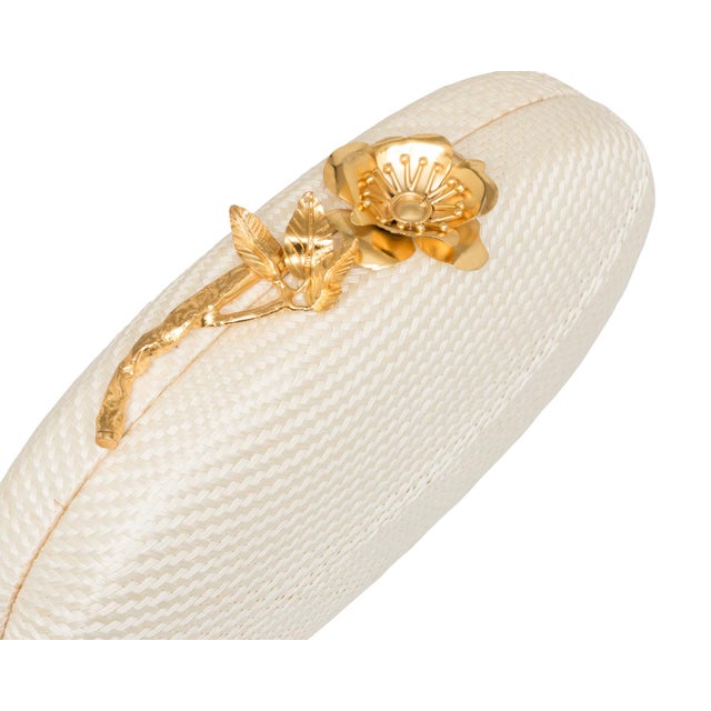 Joanna Oval Clutch in Off White With Gold Flower Clasp For Sale - Image 4 of 7