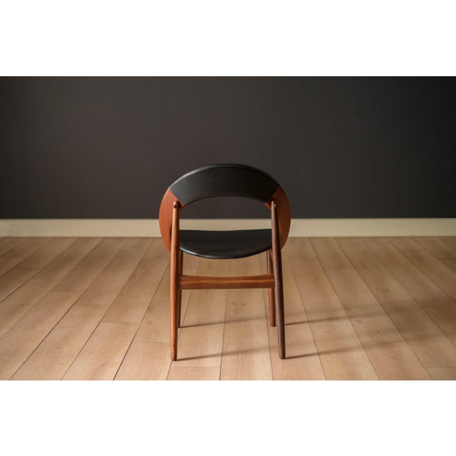 Wood Sculptural Solid Teak Danish Modern Hoop Dining Chair by Arne Hovmand-Olsen For Sale - Image 7 of 12