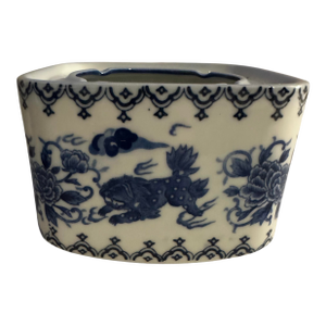 Vintage Signed Japanese Porcelain Dish