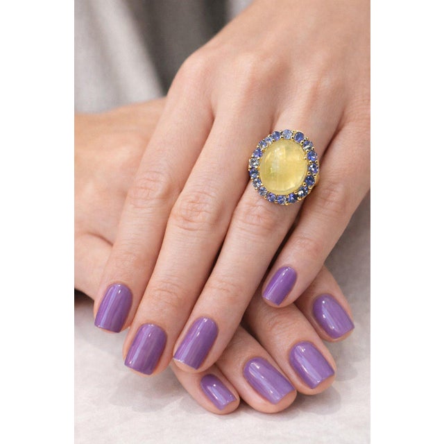 Late 20th Century Bochic “Capri” Vintage Honey Opal & Tanzanite Ring — 18K Gold & Silver For Sale - Image 5 of 11