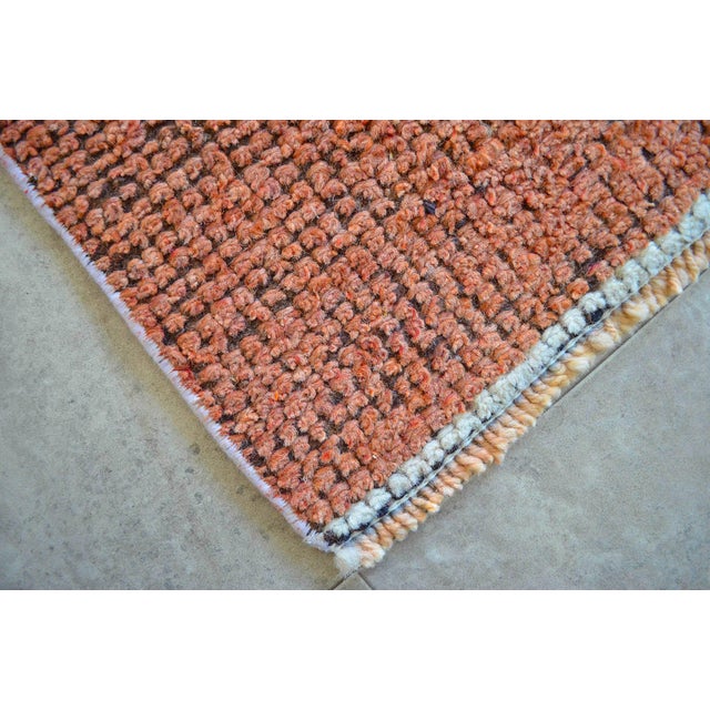 1960s Vintage Hand Knotted Turkish Runner For Sale - Image 14 of 15