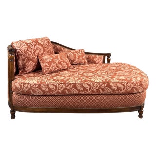 20th Century Louis XVI Chaise Lounge in Fabric with Floral Decoration For Sale