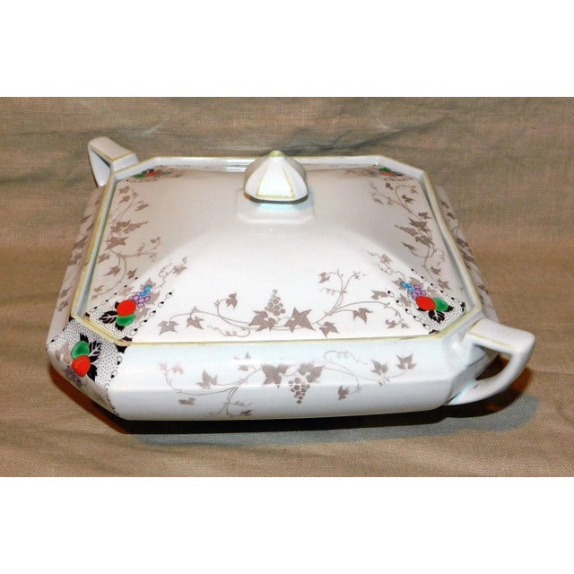 1920s Shelley China Queen Anne Covered Vegetable Dish For Sale - Image 9 of 9