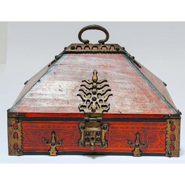 South Indian Netturpetti Jewelry Box, Teak & Brass, Circa 1950 For Sale - Image 14 of 18
