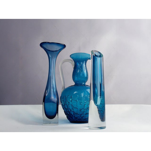 Mid-Century Modern Blue and Clear Sommerso Art Glass Vase by Bretislav Novak, 1970s For Sale - Image 3 of 15