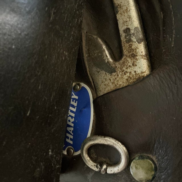 Vintage Hartley English Saddle For Sale - Image 9 of 12