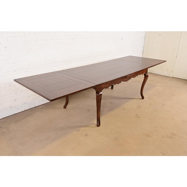 Baker Furniture Italian Provincial Maple Harvest Farm Extension Dining Table, Newly Refinished For Sale - Image 9 of 15
