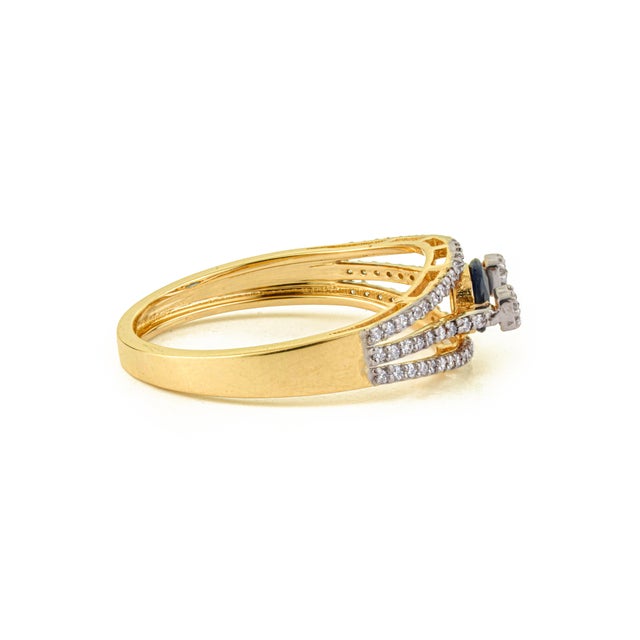 Metal 14k Yellow Gold Blue Sapphire & Diamond Split Shank Modern Ring Size 4 For Sale - Image 7 of 16
