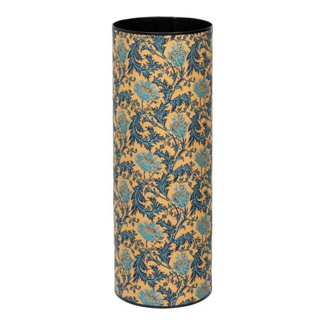 An exquisite addition to any setting, this stylish umbrella stand is constructed from durable metal and covered in Hines'...