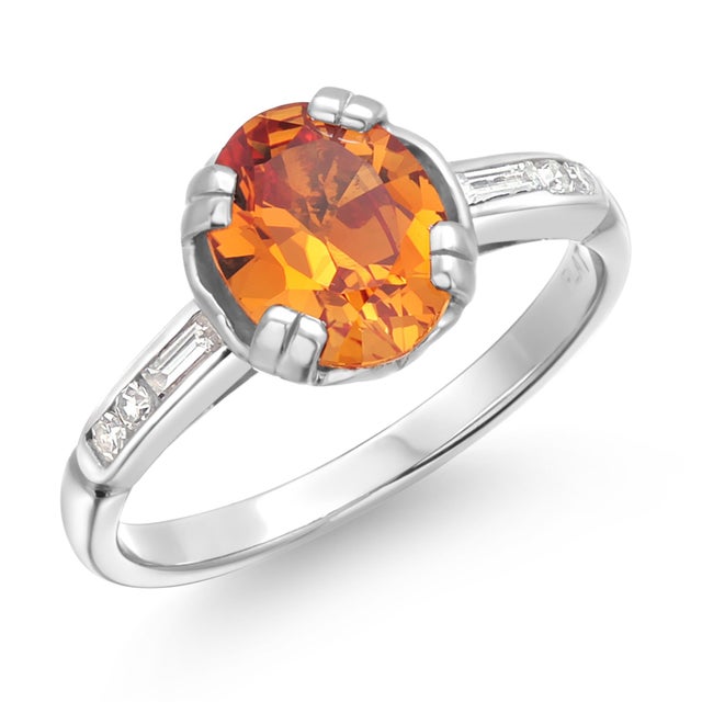 Vintage Platinum 1.5 Carat Cushion Orange Sapphire Diamond Ring Size 7.75 For Sale - Image 4 of 10